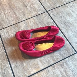 Red Rose Gap Kids Flats